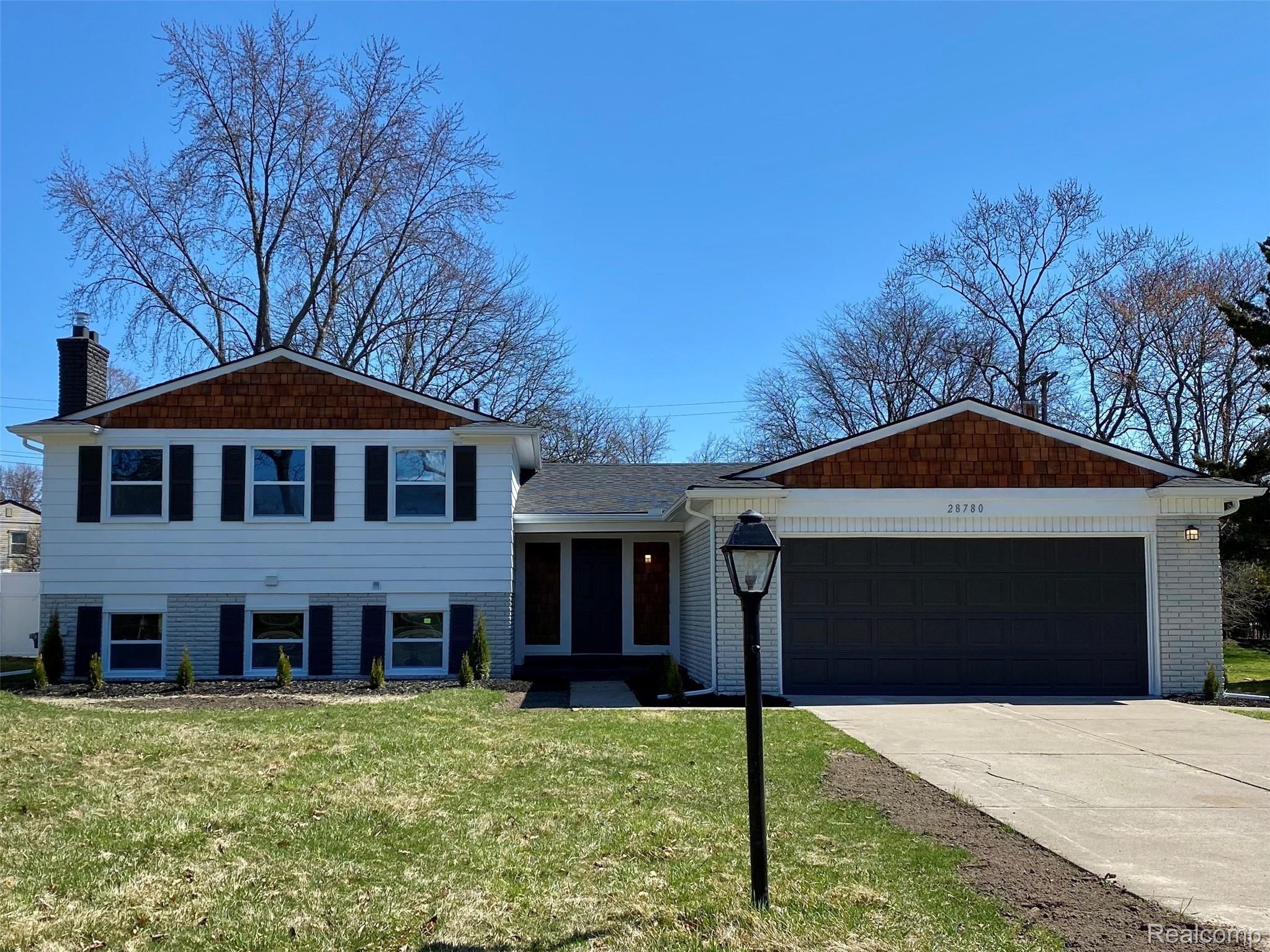 28780 Bell Road Southfield, MI 48034 - Photo 1 of 44 5FC1E18D-A822-466B-A065-99361D27B9F5.jpeg