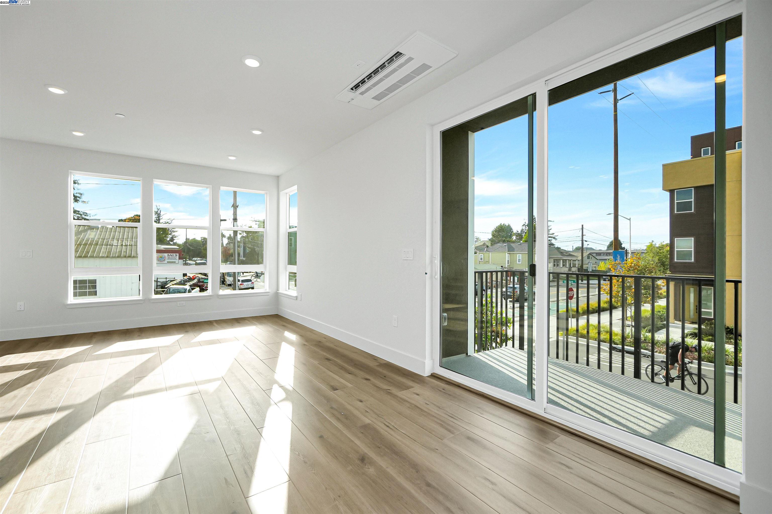 2055 Clement Avenue Alameda, CA 94501 - Photo 31 of 52