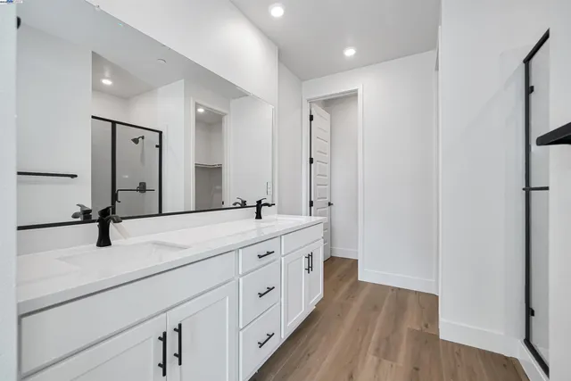 $990,360 | 2055 Clement Avenue, Alameda, CA 94501