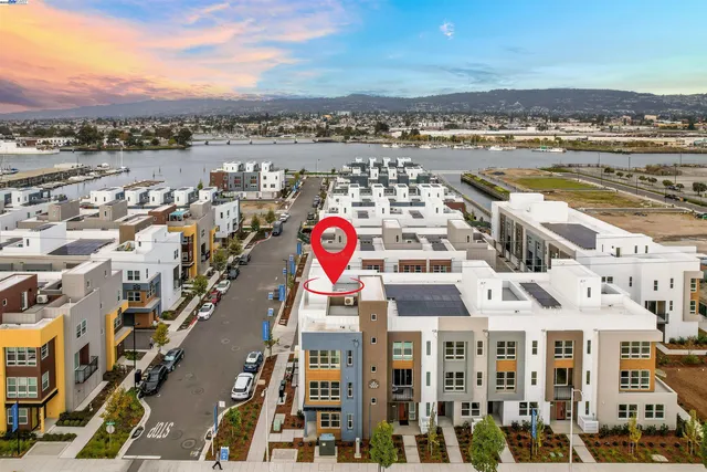 $990,360 | 2055 Clement Avenue, Alameda, CA 94501