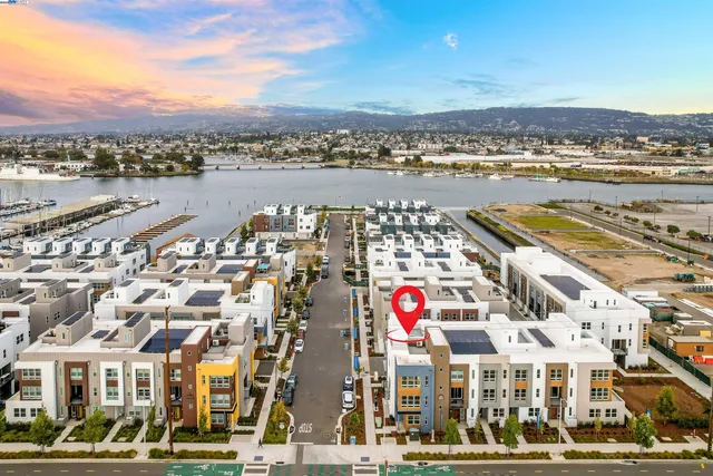 $990,360 | 2055 Clement Avenue, Alameda, CA 94501