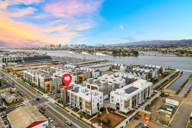 $990,360 | 2055 Clement Avenue, Alameda, CA 94501