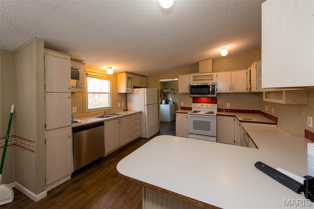 3 Zacks Acres Villa Ridge, MO 63089 - Photo 21 of 46