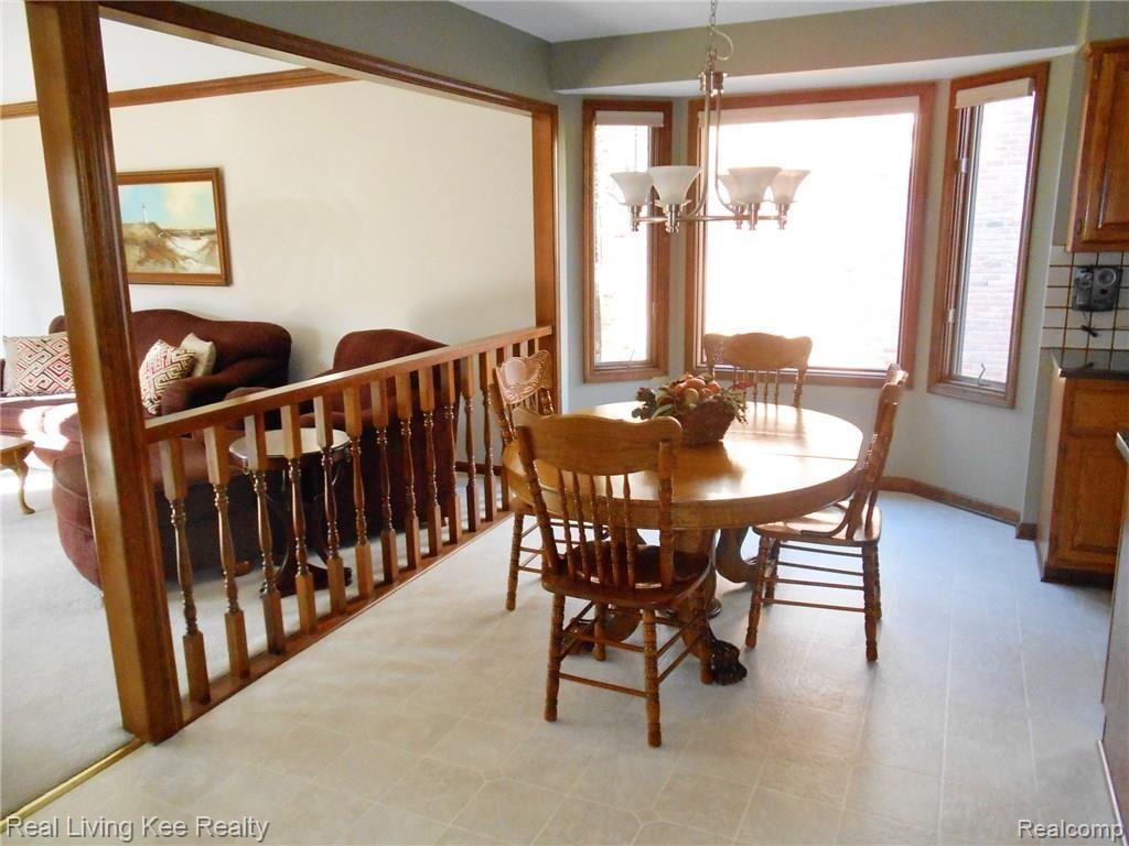 742 Stanford Circle Rochester, MI 48309 - Photo 13 of 35 Kit 5.JPG