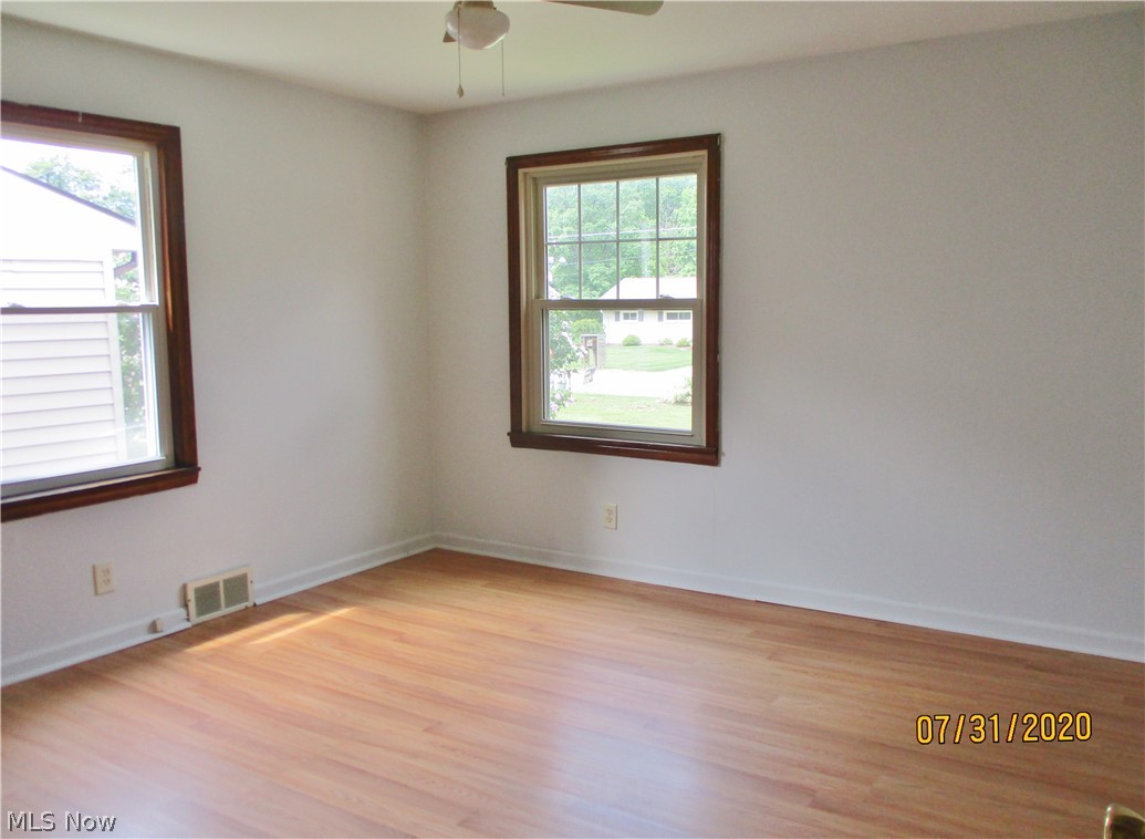 4355 Burkey Road Youngstown, OH 44515 - Photo 7 of 13 Gallery Image 7