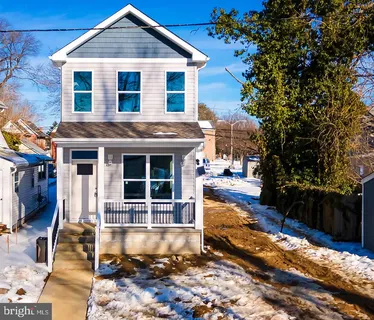 $265,000 | 209 North New Street, Dover, DE 19904