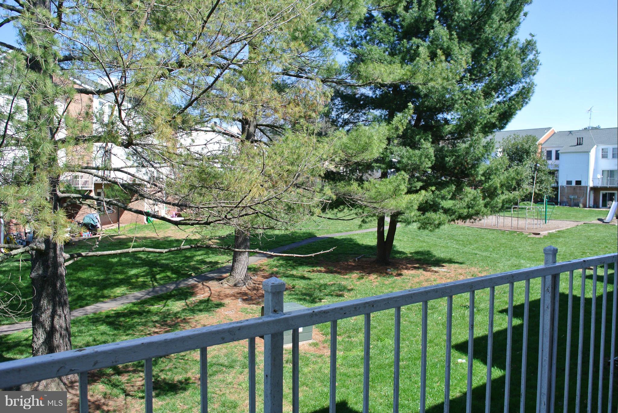 14486 Golden Oak Road Centreville, VA 20121 - Photo 15 of 15 Exterior (Rear)