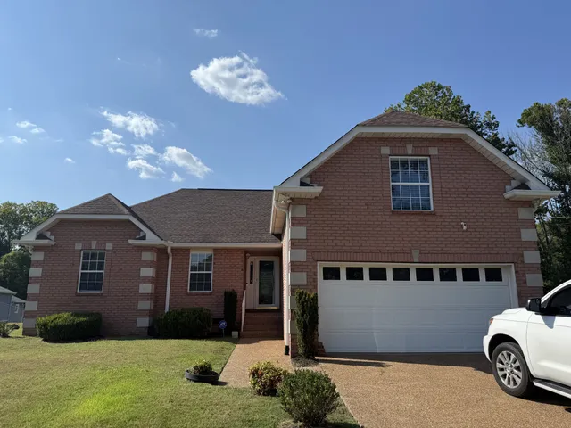 $2,800 | 205 Queens Ln Court, Nashville, TN 37218