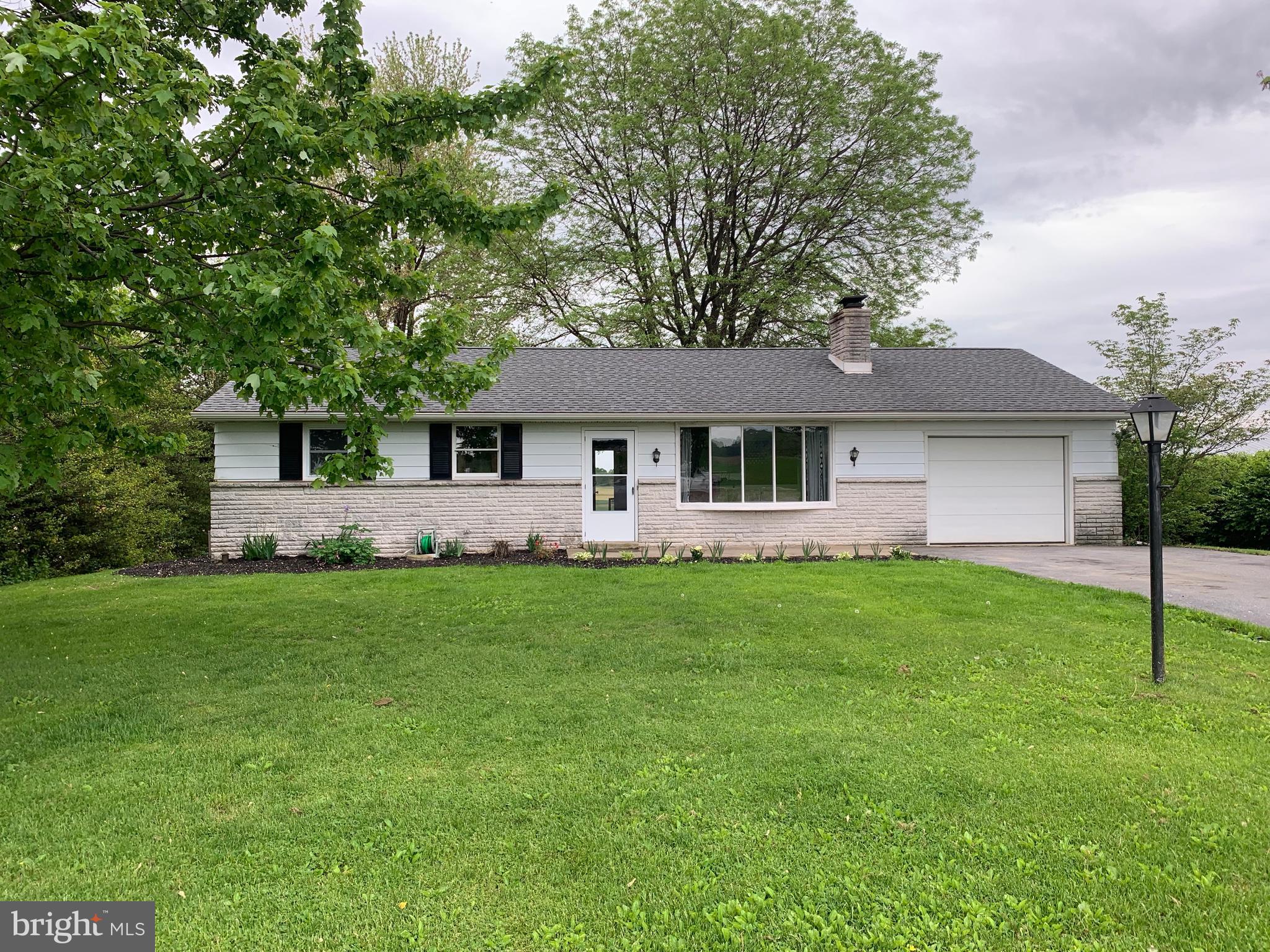 22 Golf Road Myerstown, PA 17067 - Photo 2 of 37 Home from street