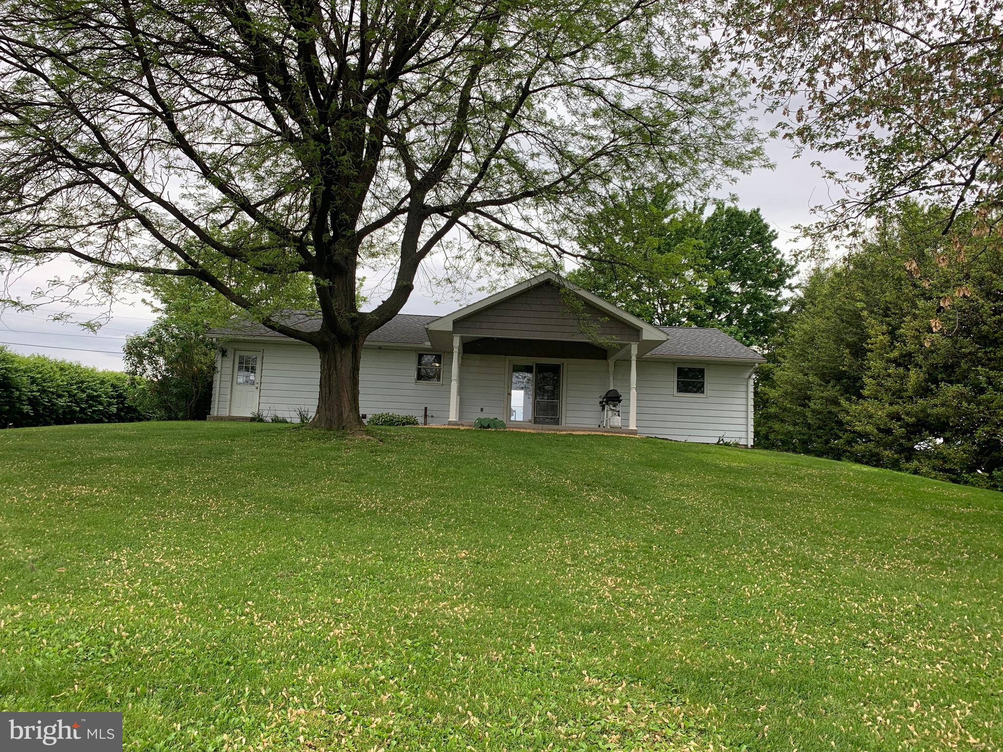 22 Golf Road Myerstown, PA 17067 - Photo 6 of 37 Rear of home