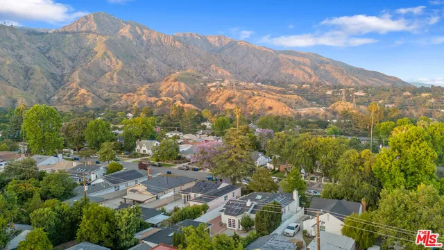$1,495,000 | 1779 North Harding Avenue, Altadena, CA 91001