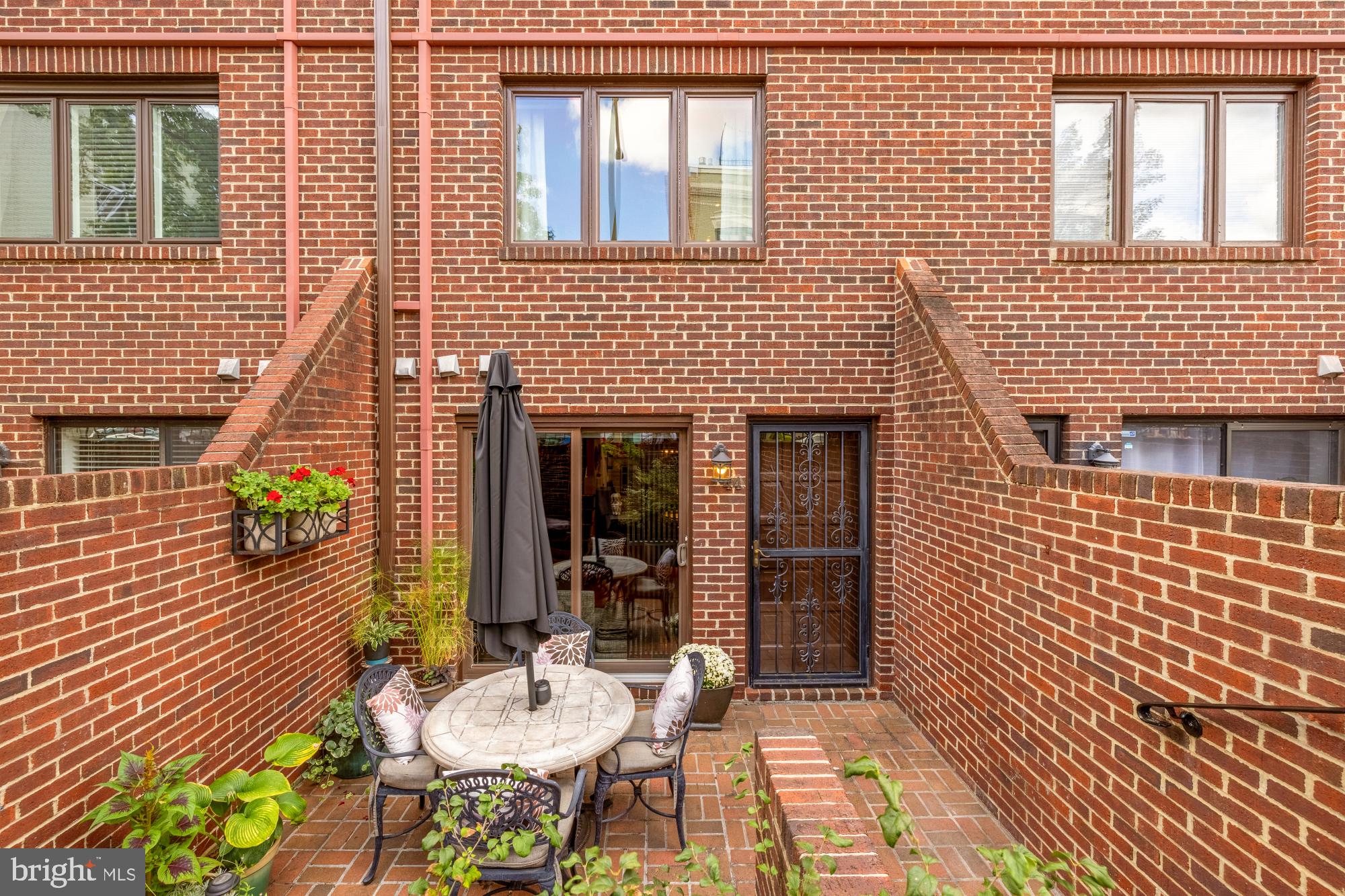 1715 15th Street Northwest, Unit 44 Washington, DC 20009 - Photo 14 of 26 12x15' private space for grilling and gardening