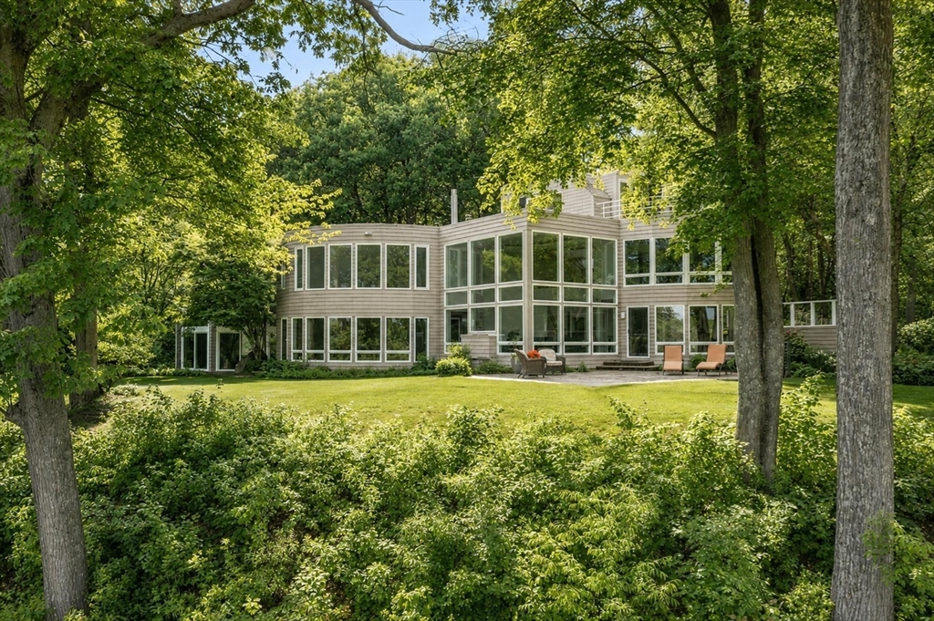 389 River Road Carlisle, MA 01741 - Photo 2 of 39