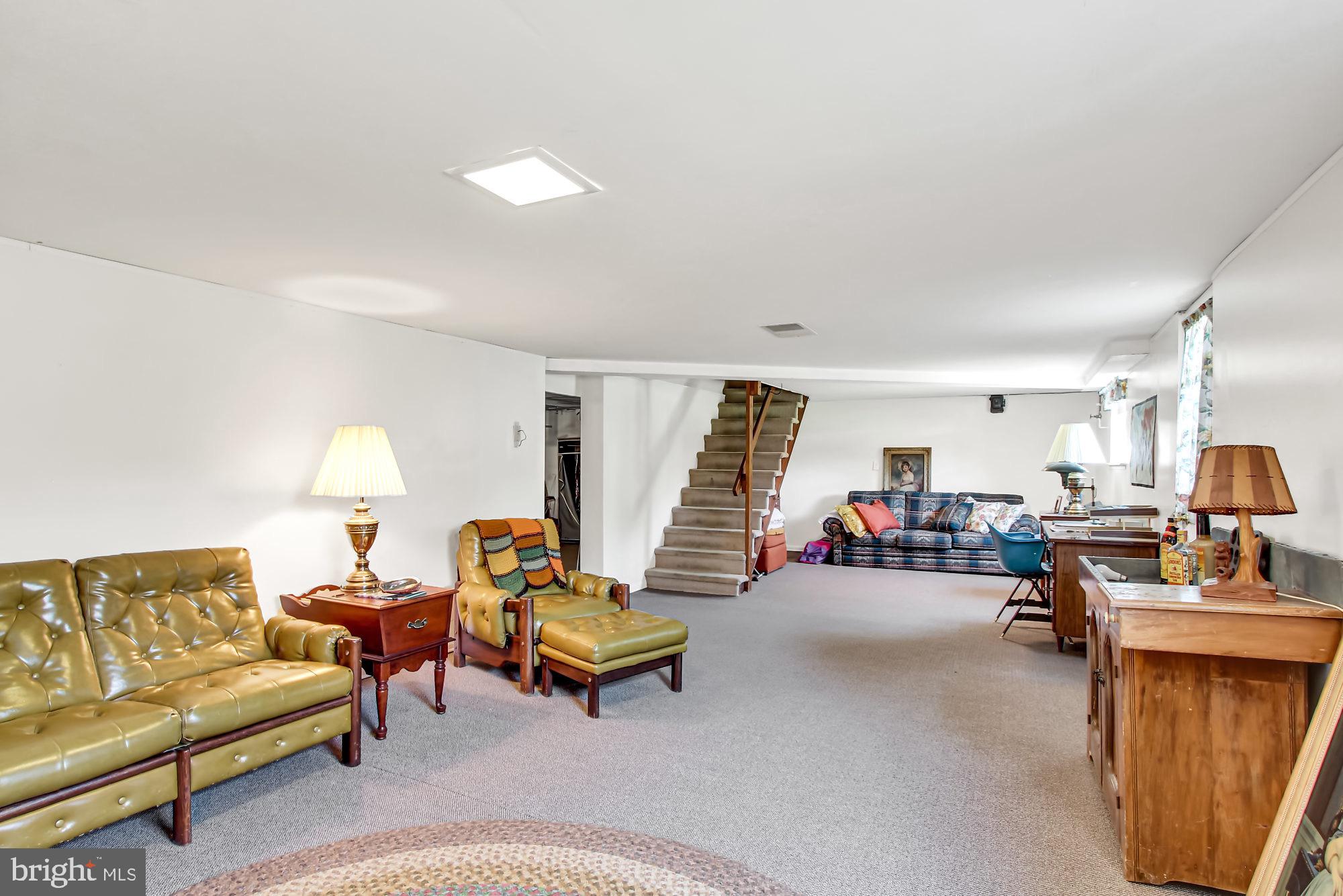 561 Locust Grove Road York, PA 17402 - Photo 18 of 25 Gallery Image 18
