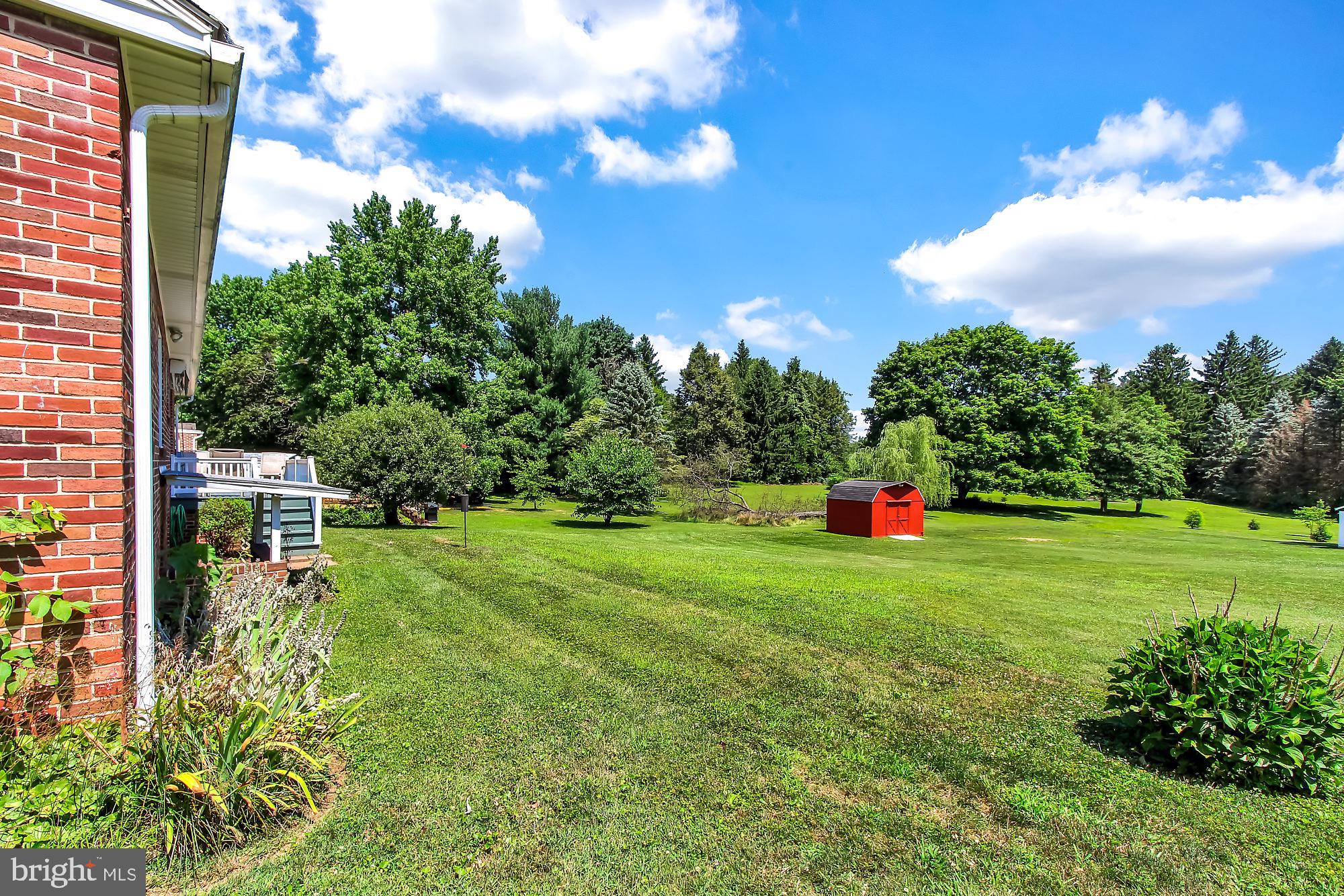 561 Locust Grove Road York, PA 17402 - Photo 22 of 25 Gallery Image 22