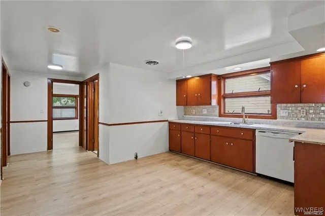 $1,400 | 15 Haller Avenue, Unit 2, Cheektowaga, NY 14211