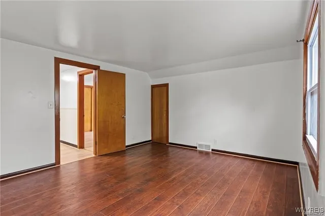 $1,400 | 15 Haller Avenue, Unit 2, Cheektowaga, NY 14211