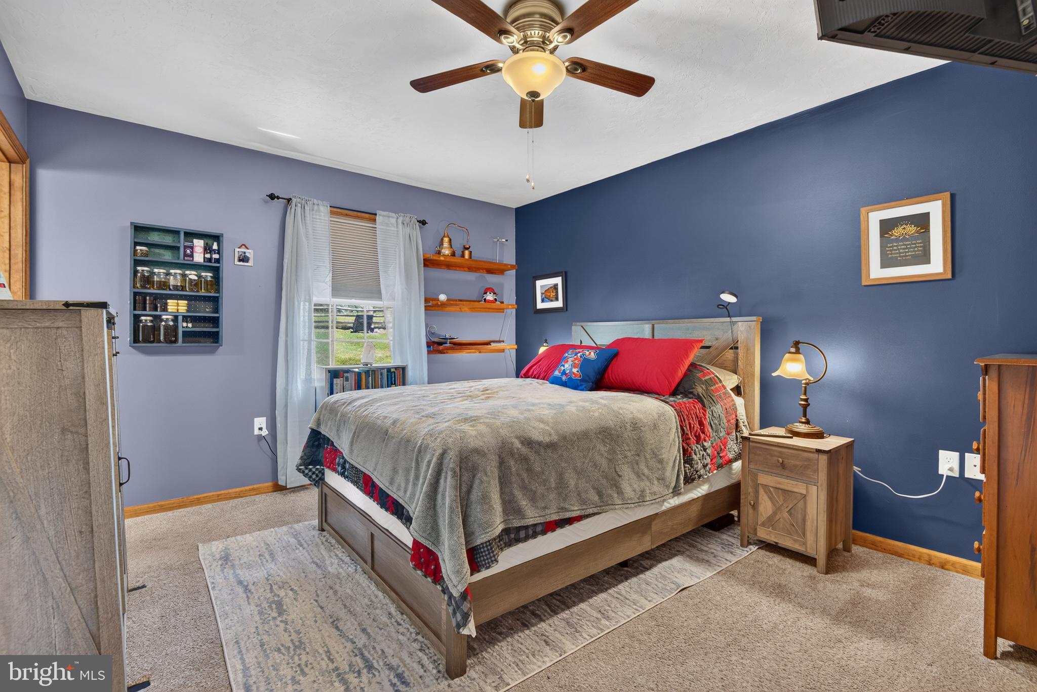 225 North Grant Road Thomasville, PA 17364 - Photo 21 of 49 Primary Bedroom