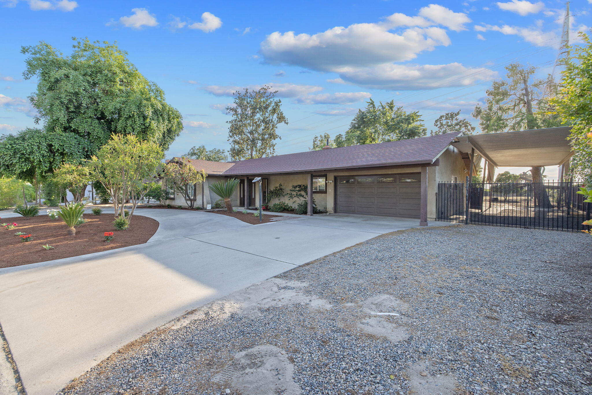 30955 Tower Road Visalia, CA 93292 - Photo 3 of 65 3-web-or-mls-713A5590