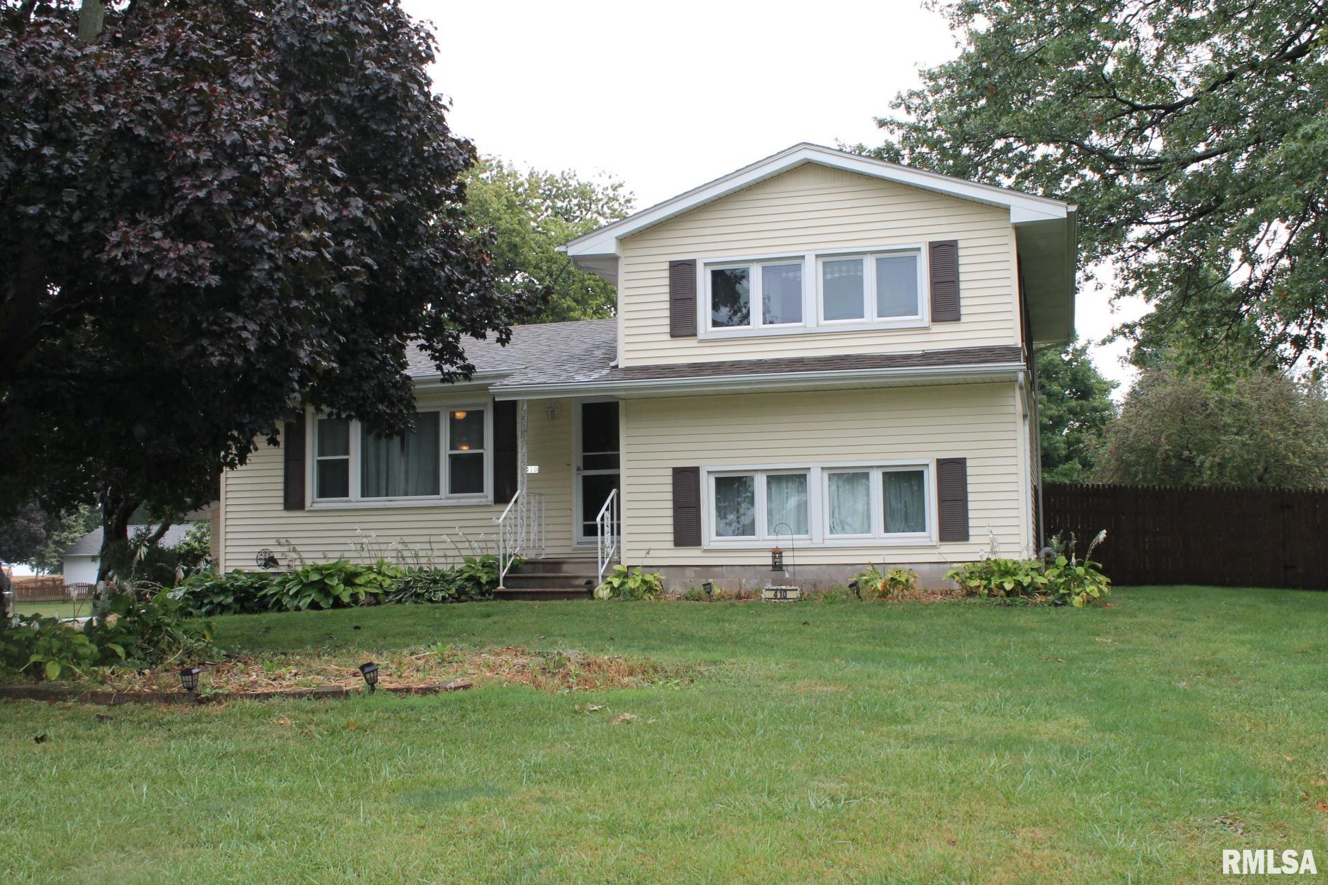 410 Elk Street Cambridge, IL 61238 - Photo 1 of 36