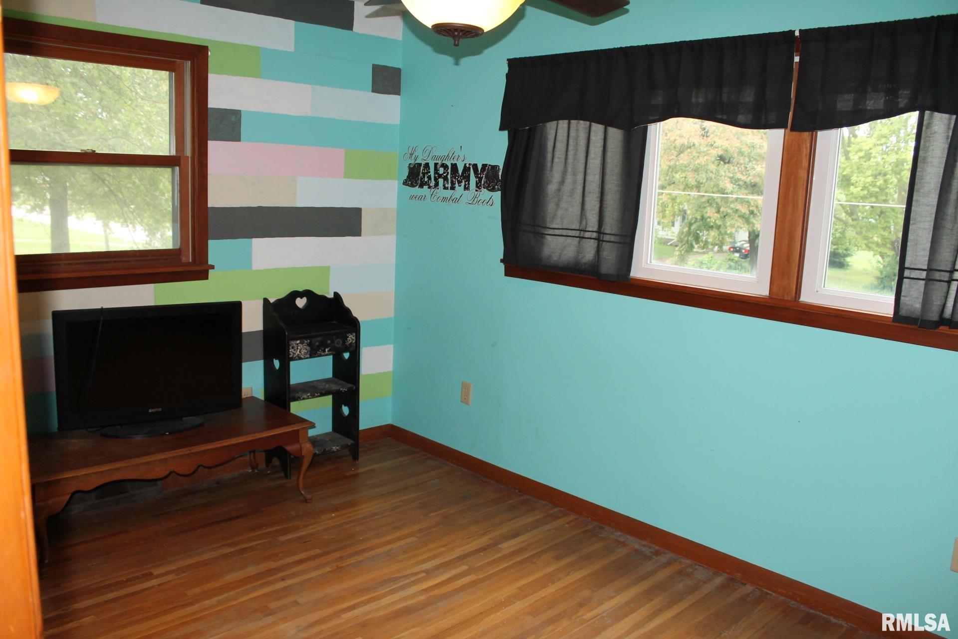 410 Elk Street Cambridge, IL 61238 - Photo 18 of 36