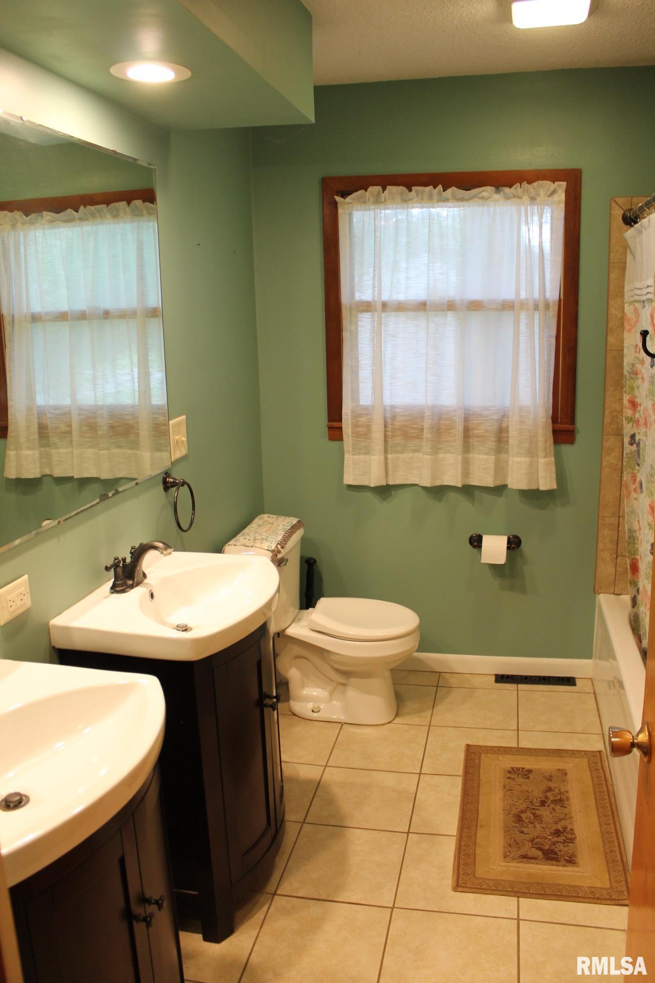 410 Elk Street Cambridge, IL 61238 - Photo 20 of 36