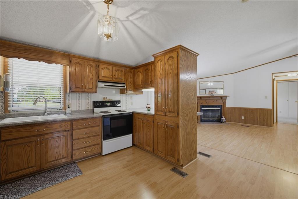 1010 John Hill Road Walnut Cove, NC 27052 - Photo 11 of 46