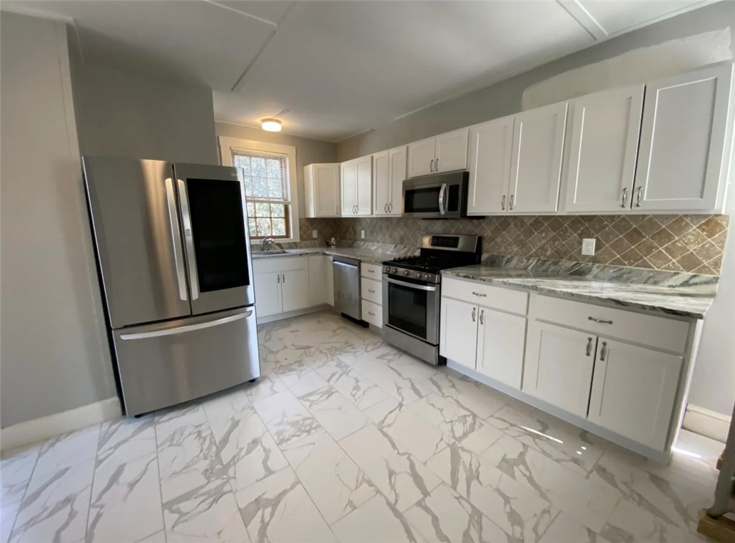 104 Sheldon Street Providence, RI 02906 - Photo 10 of 17