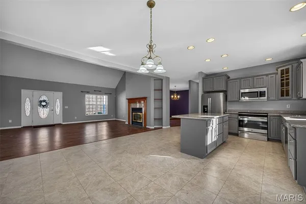 $625,000 | 27431 Lee Court, Warrenton, MO 63383