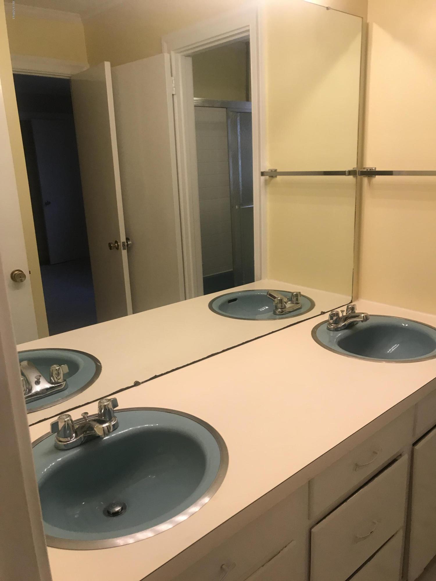2110 Rouse Road Kinston, NC 28504 - Photo 11 of 18 IMG_6150