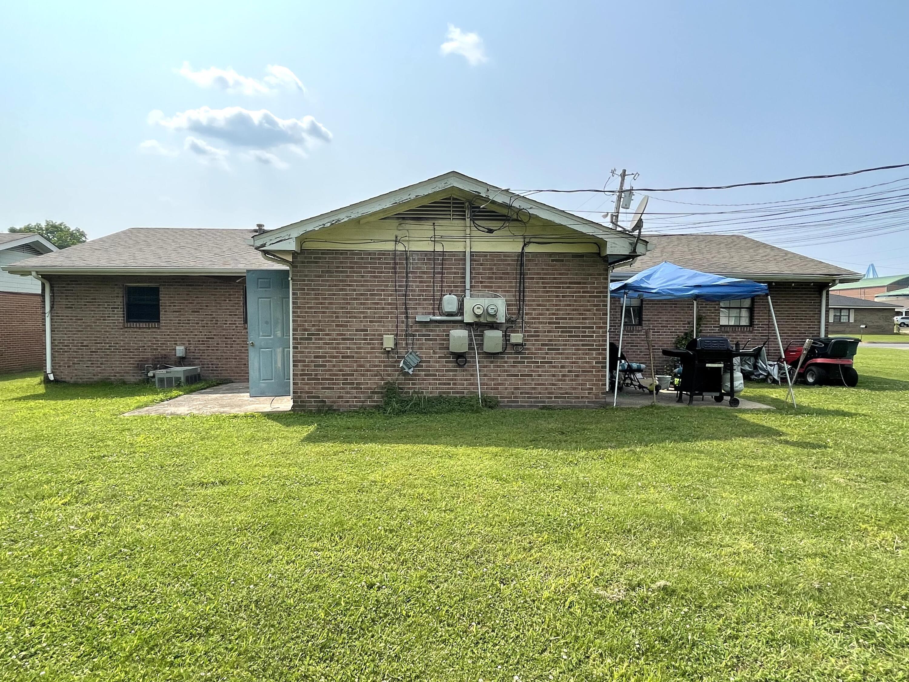 902 Peppermill Road Chattanooga, TN 37411 - Photo 17 of 19 Rear