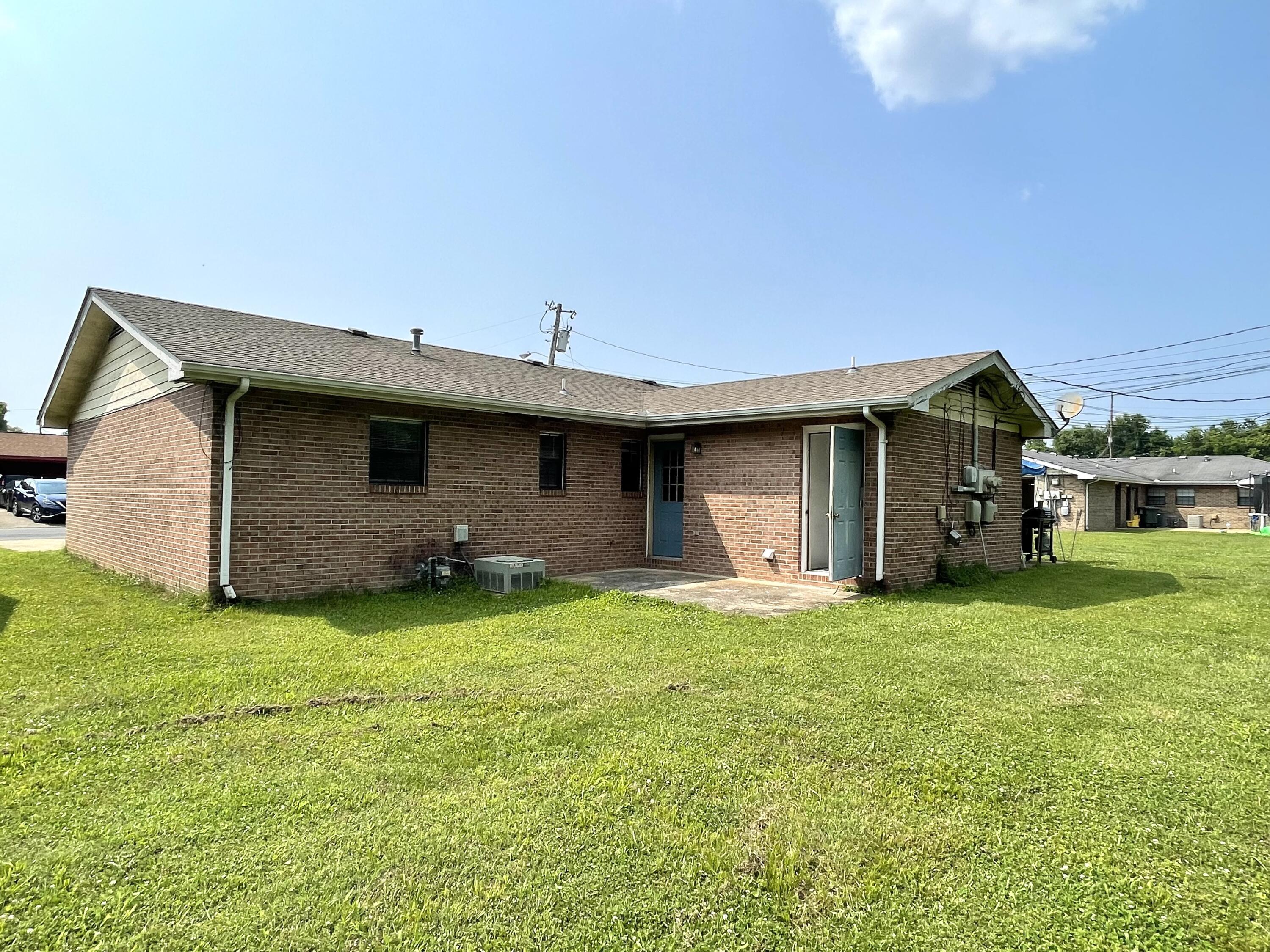 902 Peppermill Road Chattanooga, TN 37411 - Photo 19 of 19 Side View