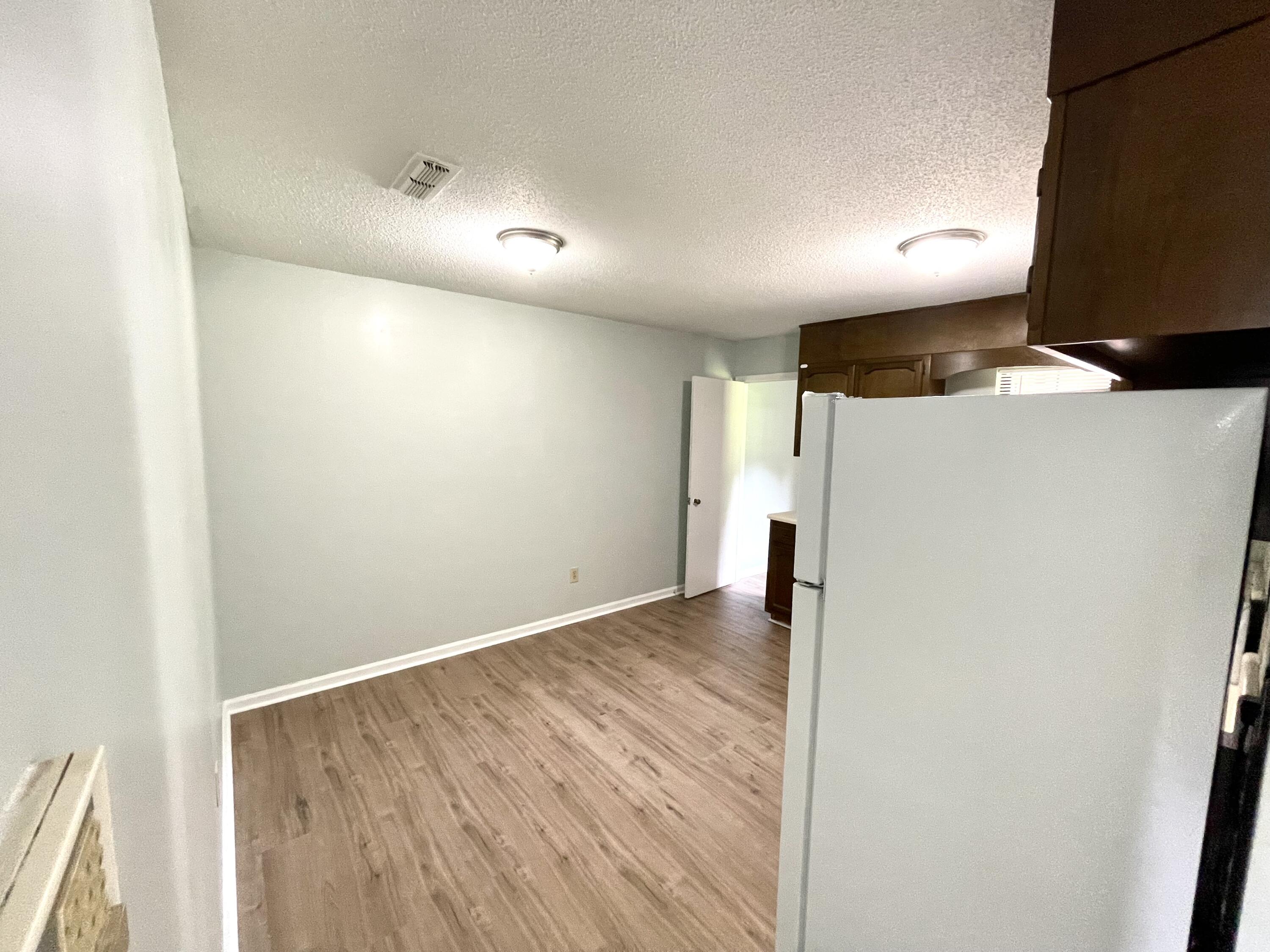 902 Peppermill Road Chattanooga, TN 37411 - Photo 5 of 19 Dining Area