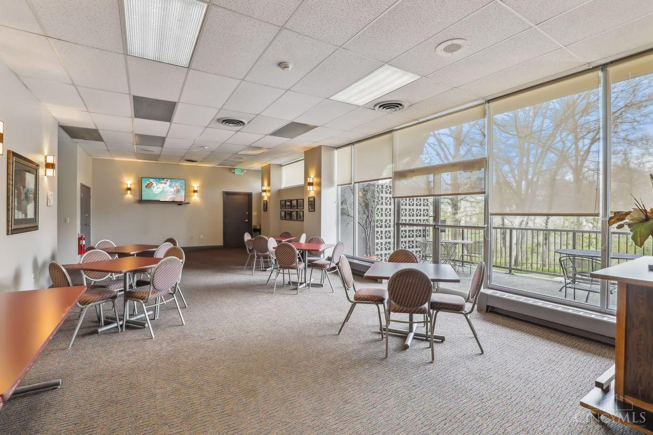 2324 Madison Road, Unit 707 Cincinnati, OH 45208 - Photo 5 of 36 Gallery Image 5
