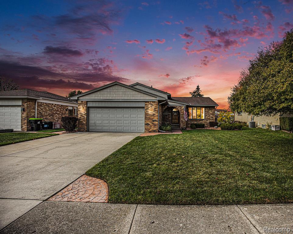 47751 Chrys Road Macomb, MI 48044 - Photo 3 of 33