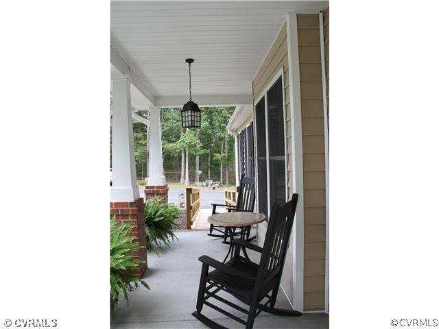 556 Green Town Road Farmville, VA 23901 - Photo 16 of 20 Porch