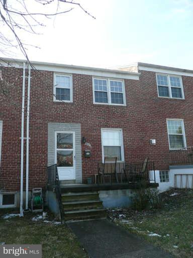 220 Cherrydell Road Baltimore, MD 21228 - Photo 1 of 15 Exterior (Front)