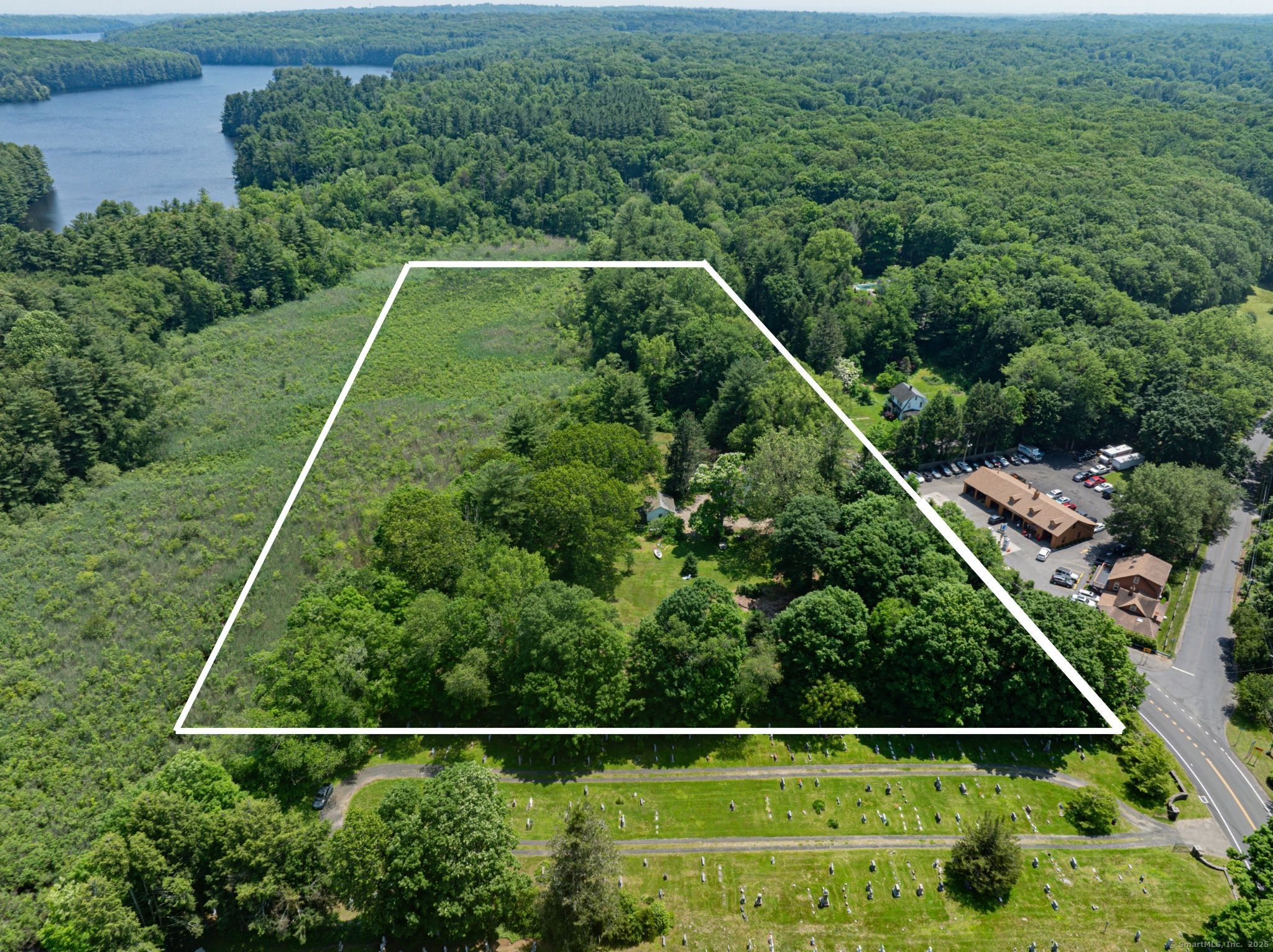 354 Black Rock Turnpike Easton, CT 06612 - Photo 1 of 1 Gallery Image 1