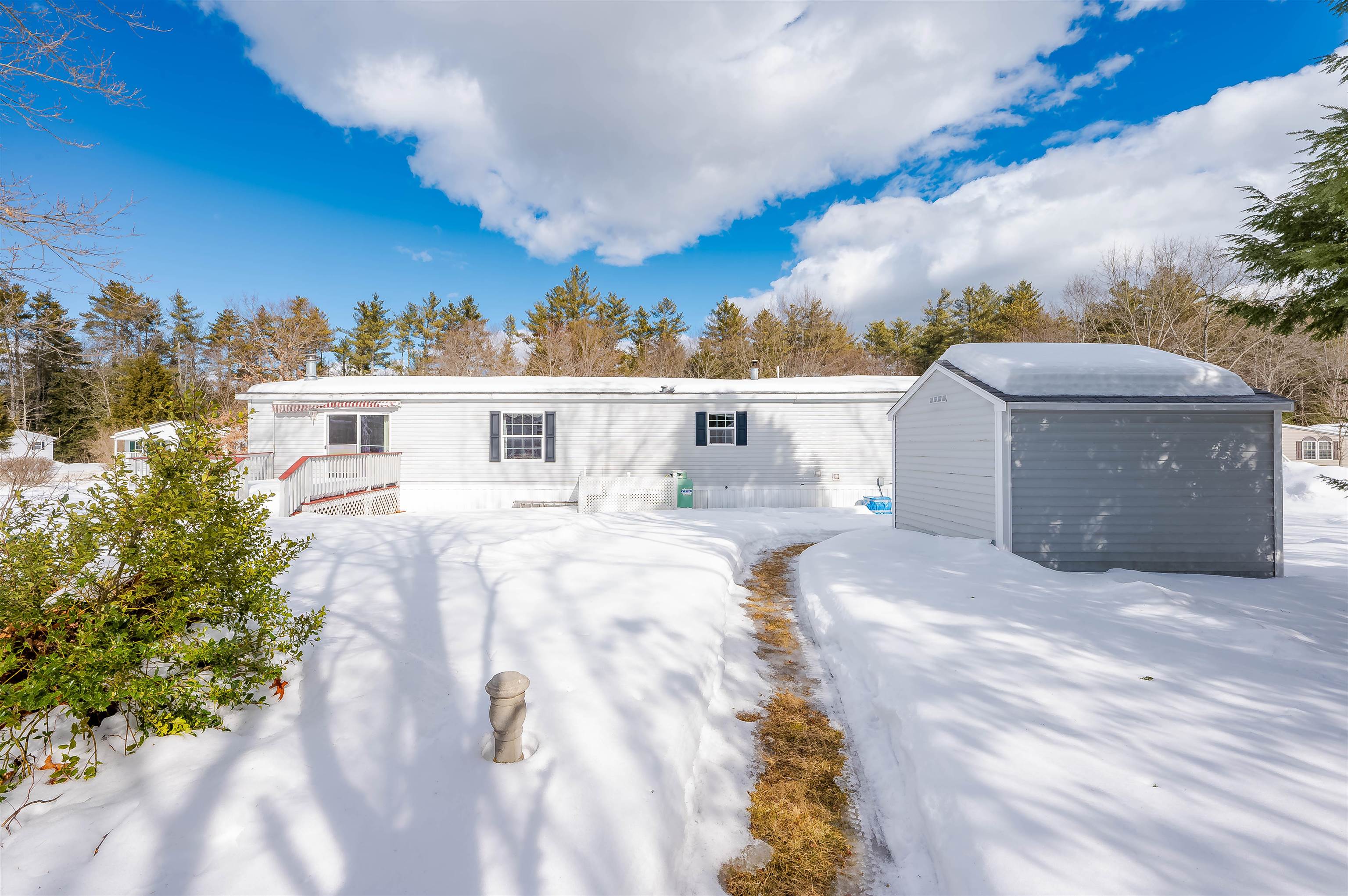 147 Eagle Drive Rochester, NH 03868 - Photo 4 of 39