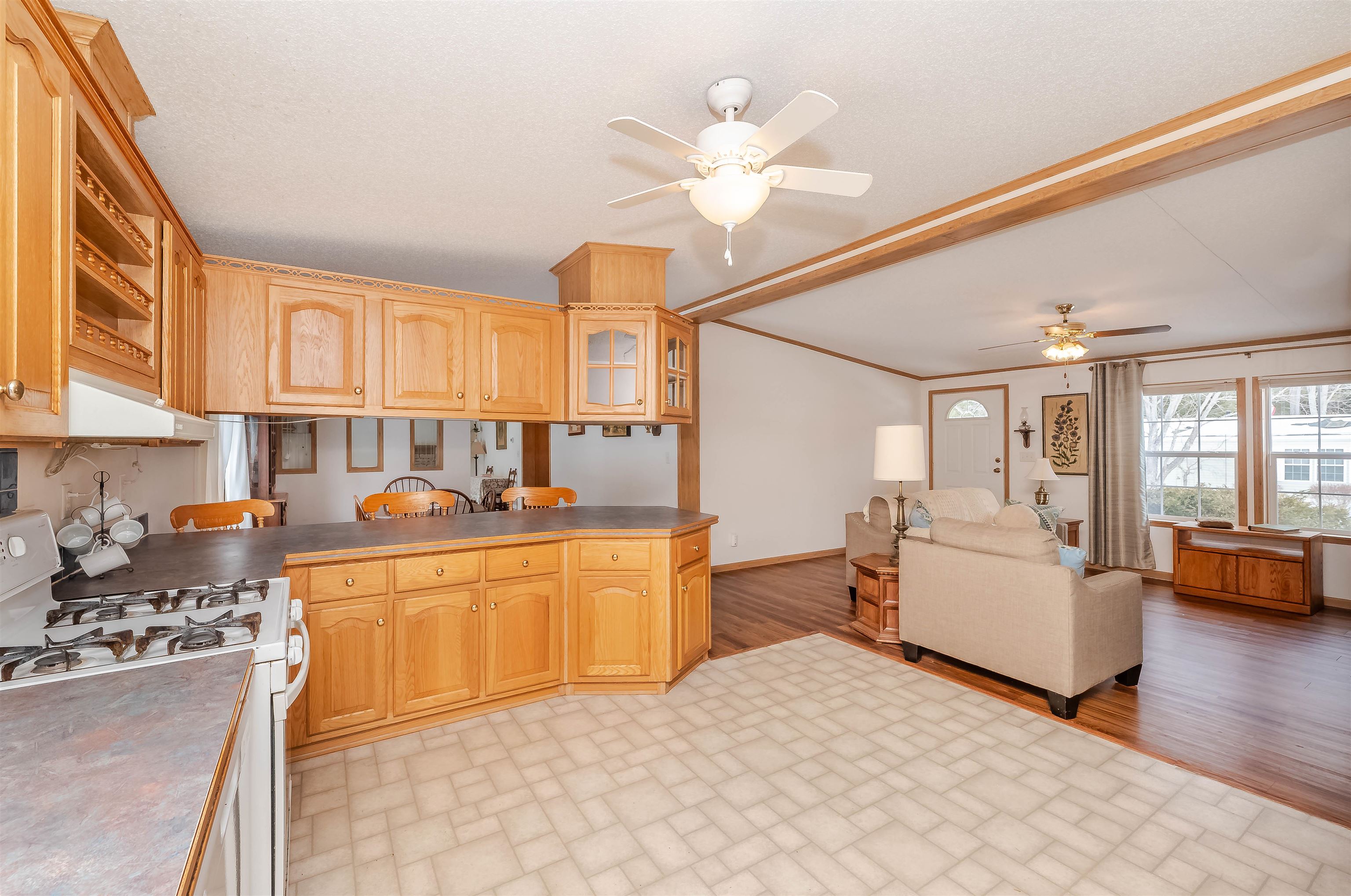 147 Eagle Drive Rochester, NH 03868 - Photo 8 of 39