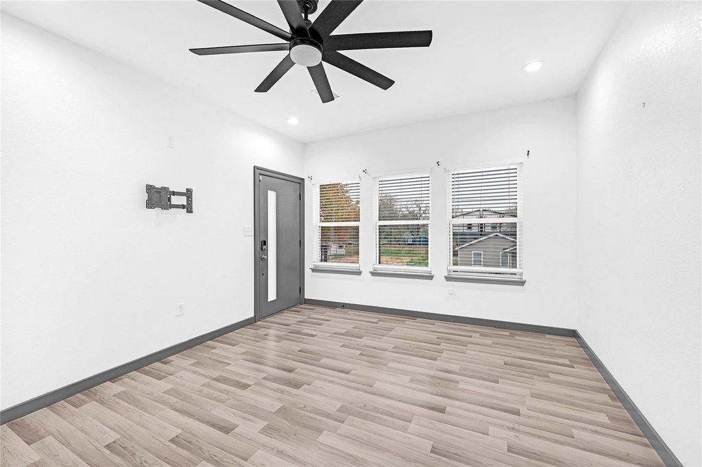 3625 Lydia Street, Unit A Houston, TX 77021 - Photo 10 of 19