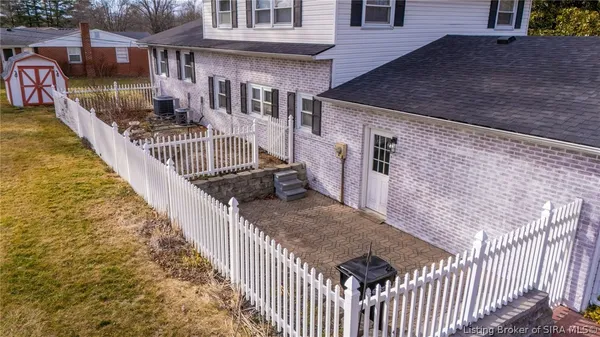 $335,000 | 1835 Greenhills Drive, Madison, IN 47250