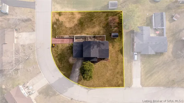 $339,900 | 1835 Greenhills Drive, Madison, IN 47250