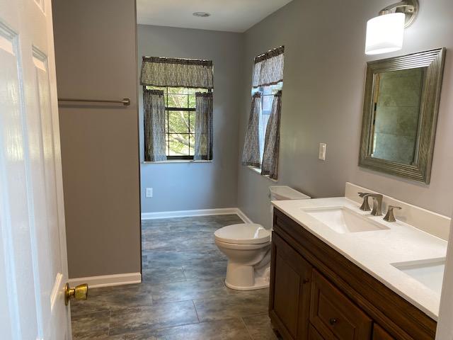 905 Hawkins Road Sweetwater, TN 37874 - Photo 14 of 36 Updated Bath