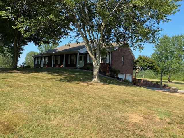 905 Hawkins Road Sweetwater, TN 37874 - Photo 3 of 36 All Brick
