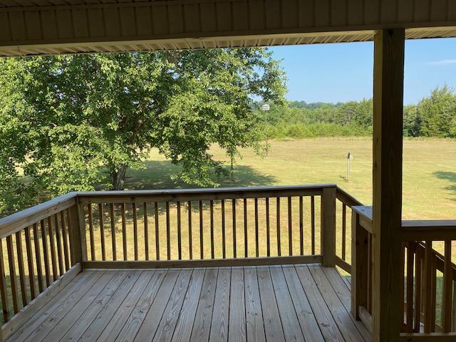 905 Hawkins Road Sweetwater, TN 37874 - Photo 30 of 36 Grill area