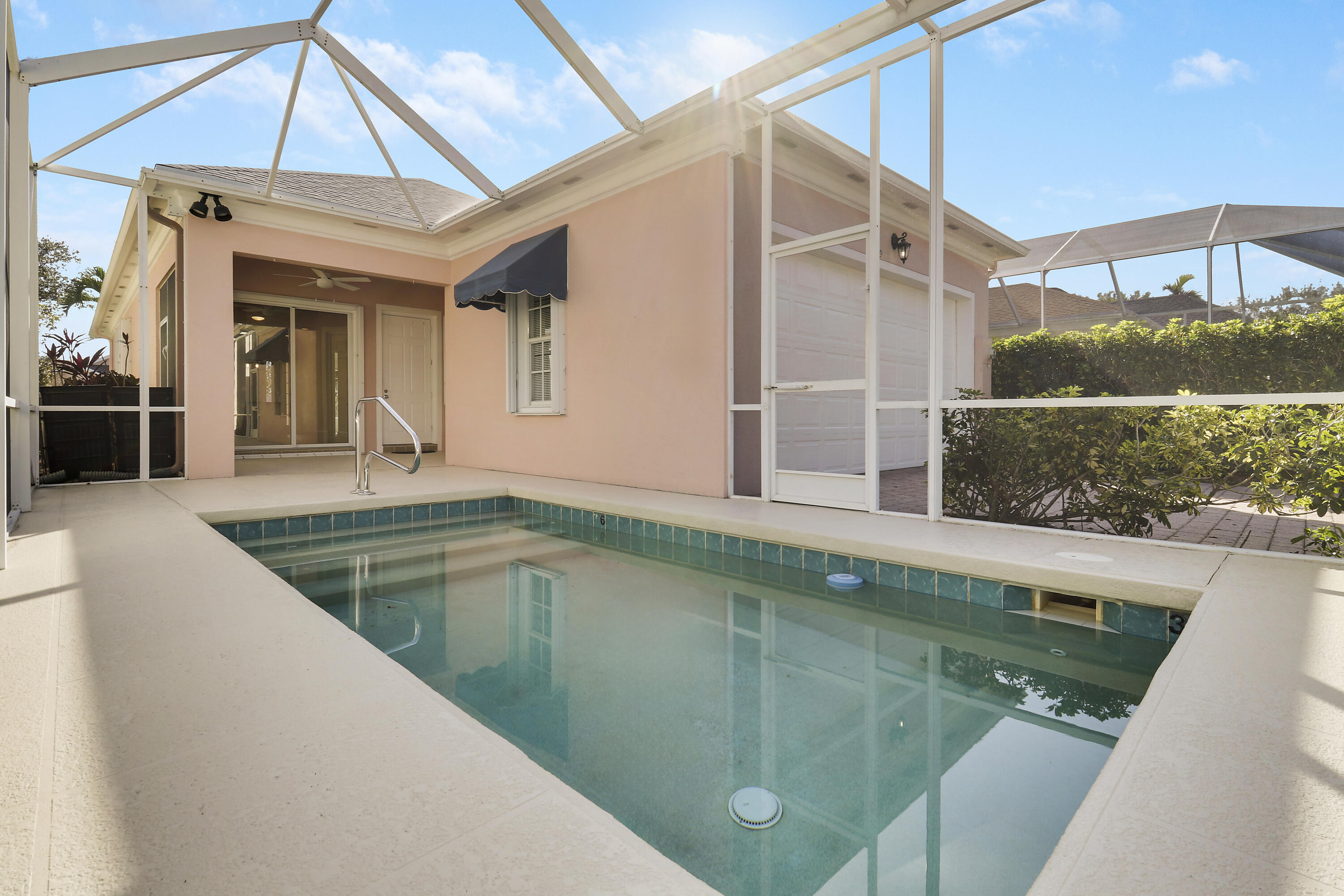 229 Sugar Apple Way Jupiter, FL 33458 - Photo 6 of 46 Screened Pool