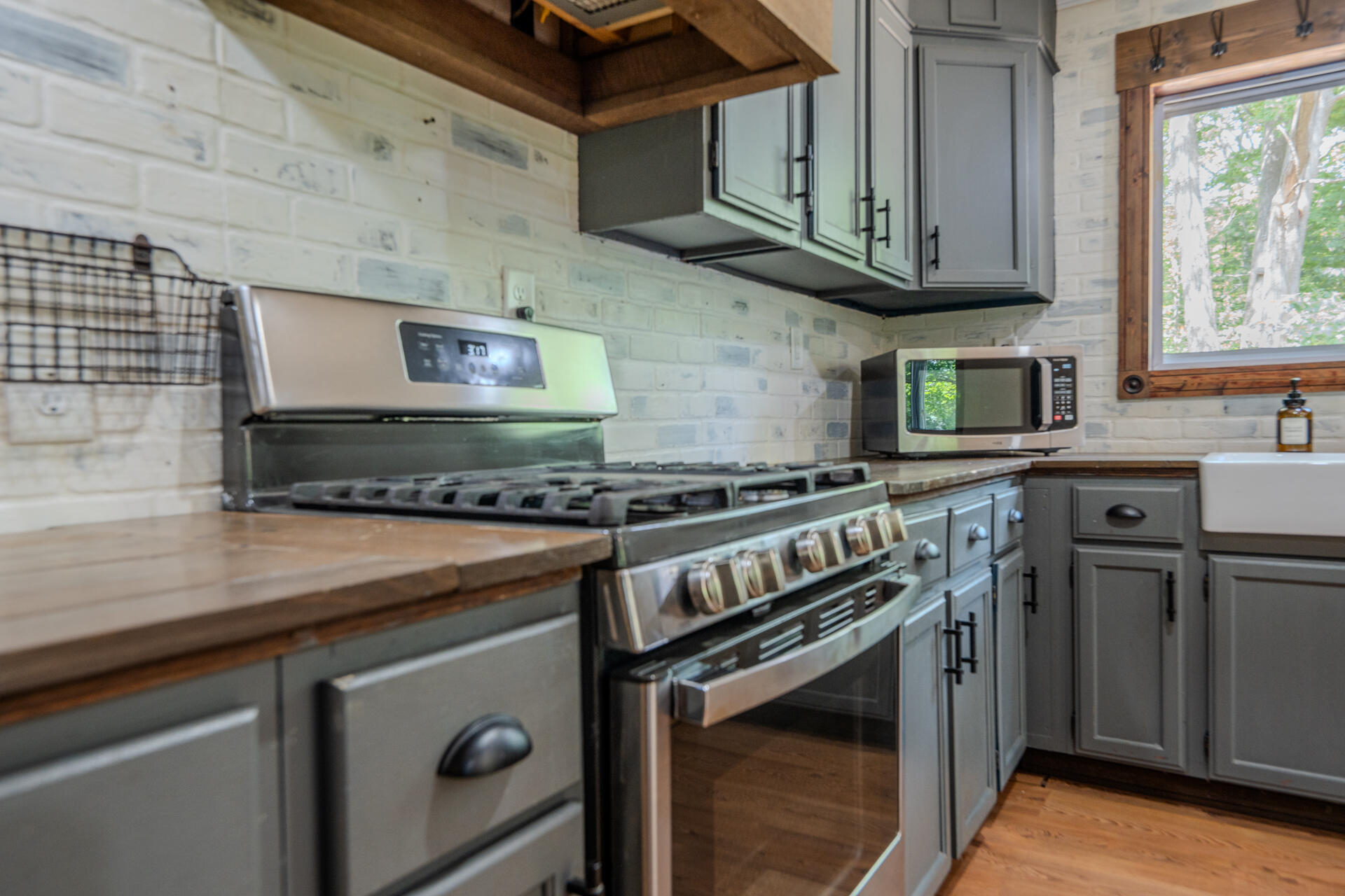 2665 22 Mile Road Barryton, MI 49305 - Photo 15 of 59 Kitchen