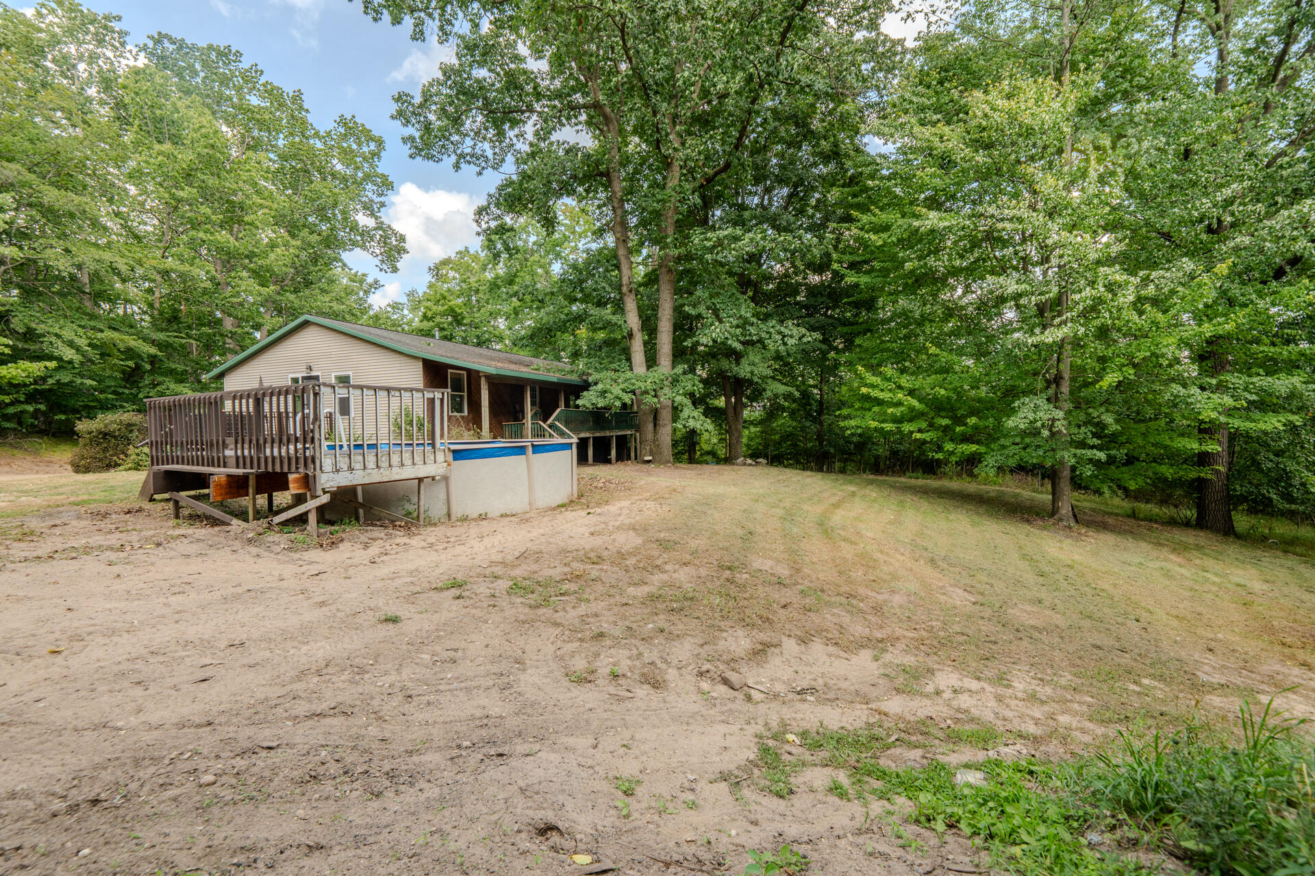 2665 22 Mile Road Barryton, MI 49305 - Photo 54 of 59 Pool and Side Yard