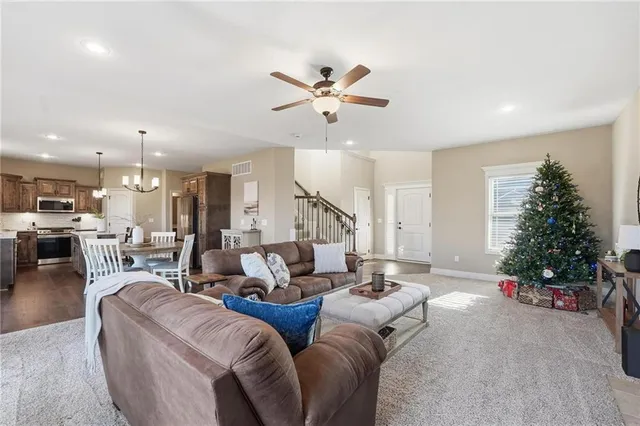 $500,000 | 3528 Northeast 91st Terrace, Kansas City, MO 64156